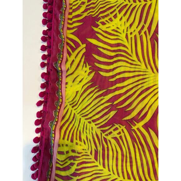 Vera Bradley Embellished Infinity Scarf In Palm Fronds With Pom Pom Border - Picture 6 of 6